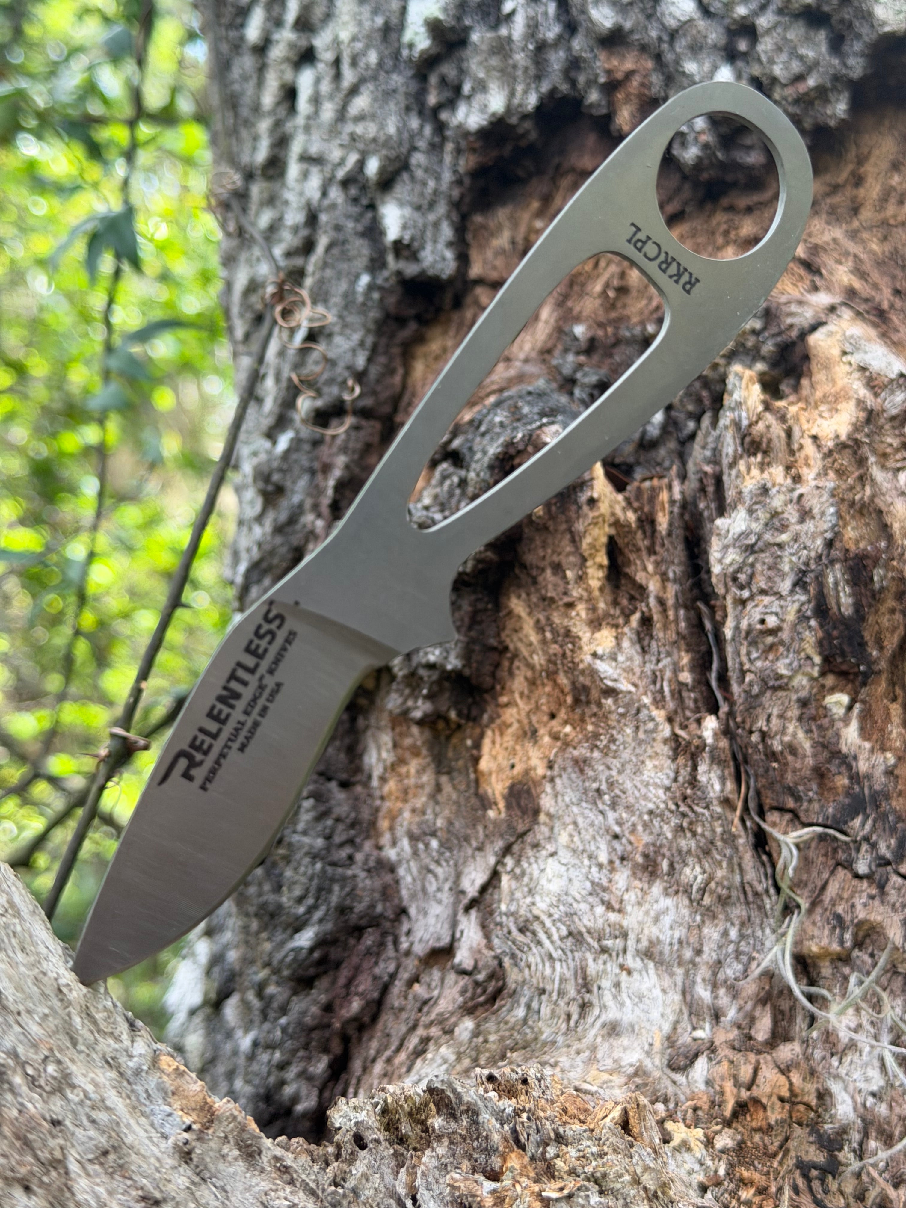 Venator II - Skeleton Caping Knife